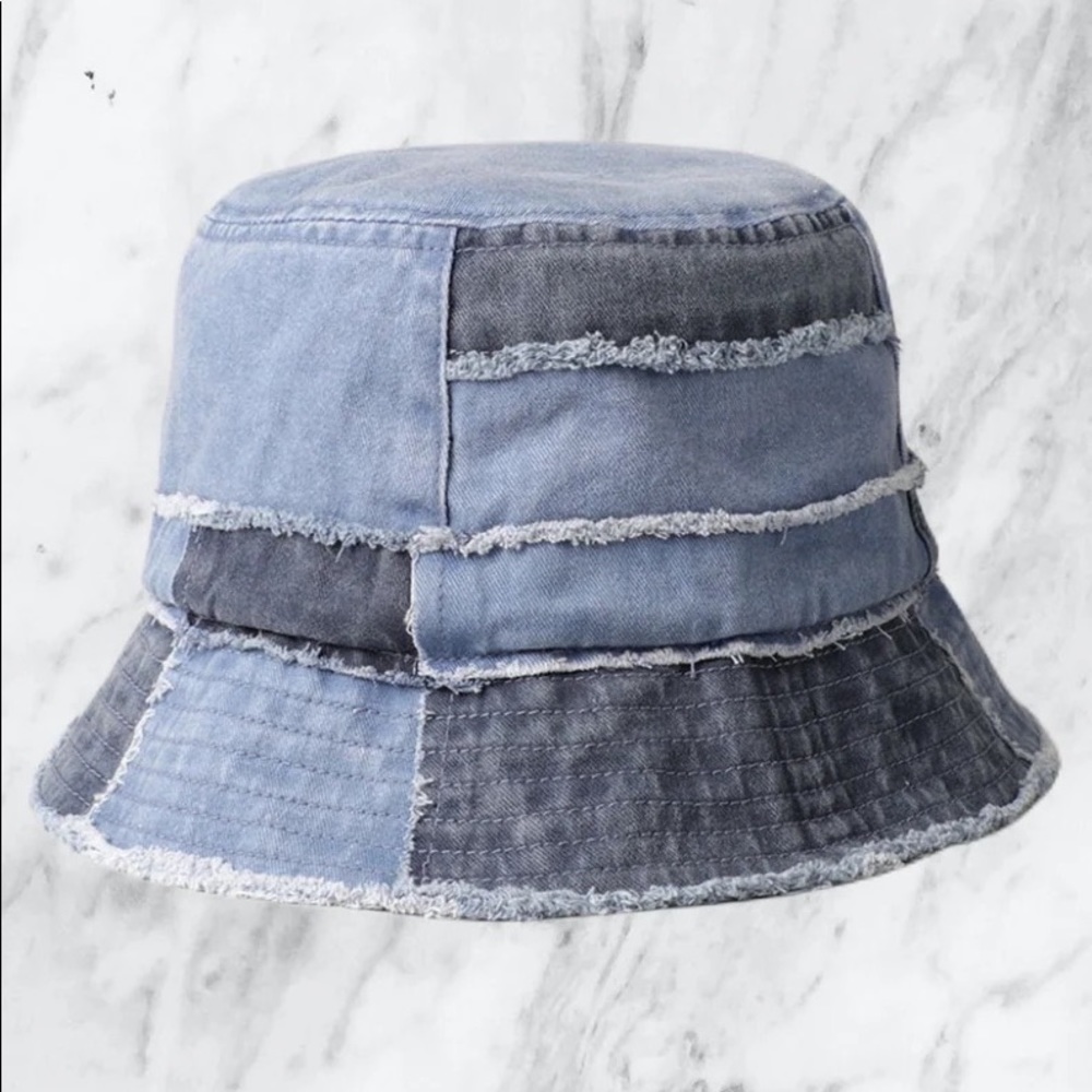 BLUE FRAYED DENIM VINTAGE TRENDY BUCKET HAT